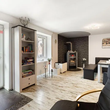 In Monschau-hoefen Mit Eigenem Garten شقة Alzen