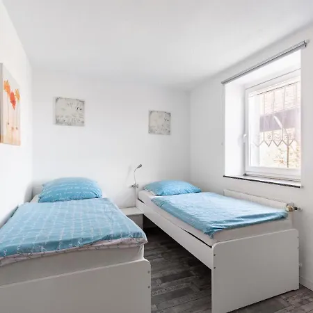 In Monschau-hoefen Mit Eigenem Garten