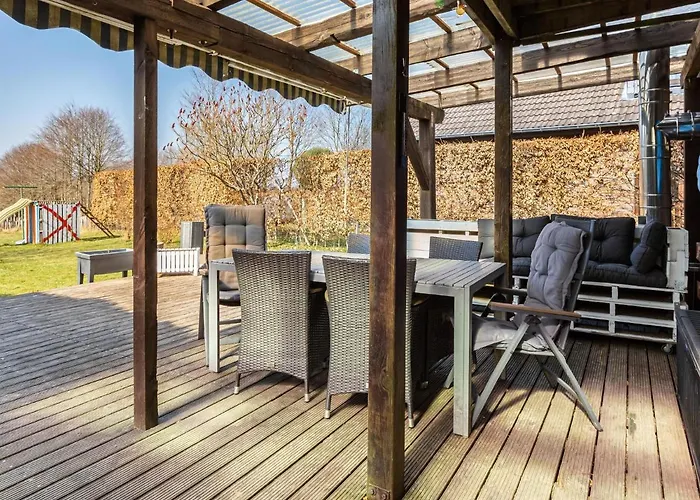 Apartment In Monschau-hoefen Mit Eigenem Garten *