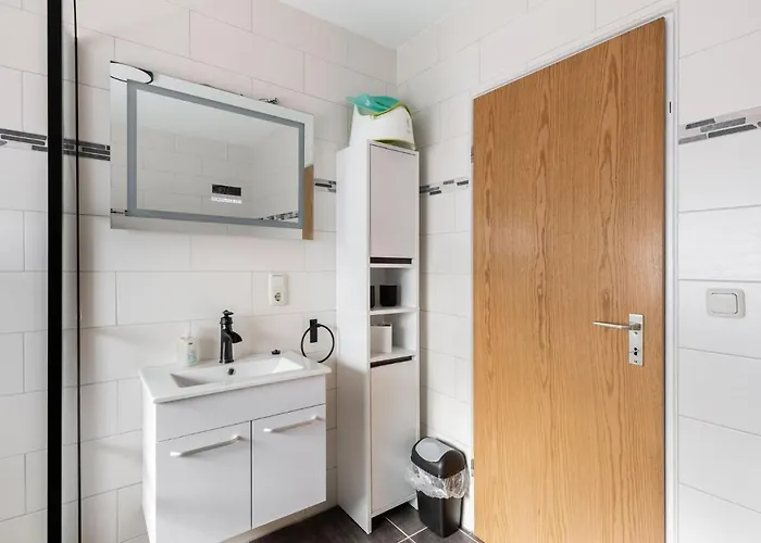 In Monschau-hoefen Mit Eigenem Garten Daire *