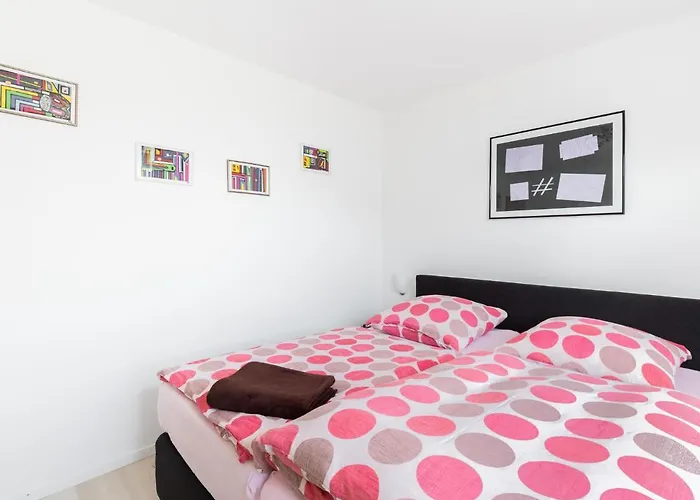 In Monschau-hoefen Mit Eigenem Garten Daire Alzen